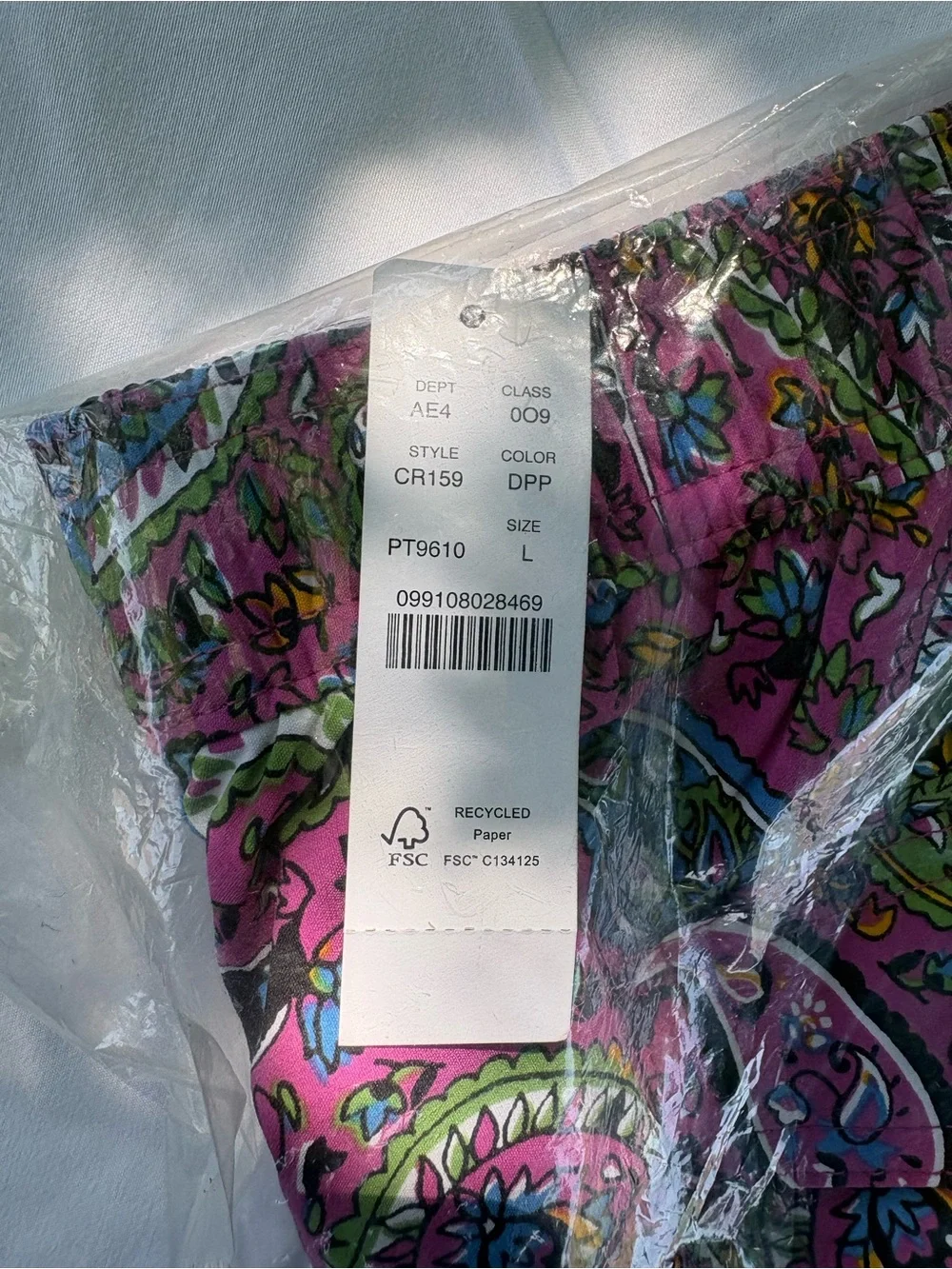 J. Crew 6” Stretch Swim Trunk with ECONYL nylon. Sz Large